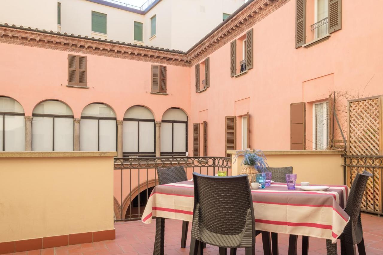 Galleria Del Toro Apartments Bolonya Dış mekan fotoğraf