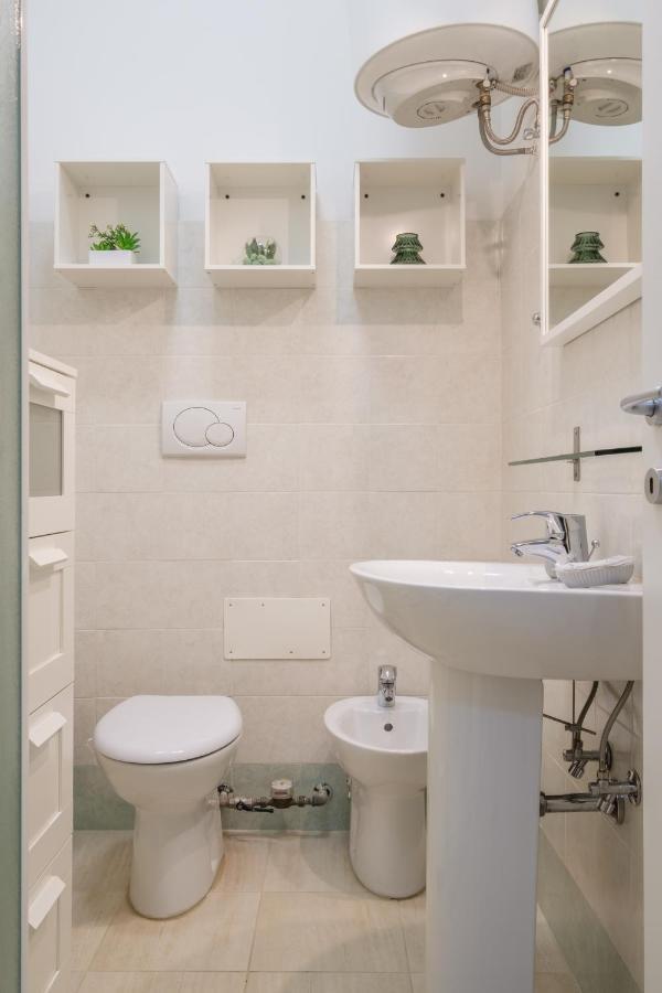 Galleria Del Toro Apartments Bolonya Dış mekan fotoğraf